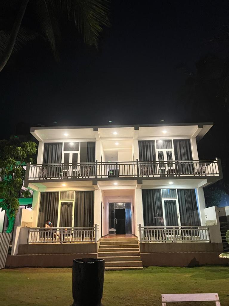 Ocean Breeze Villa Bussa Exterior foto