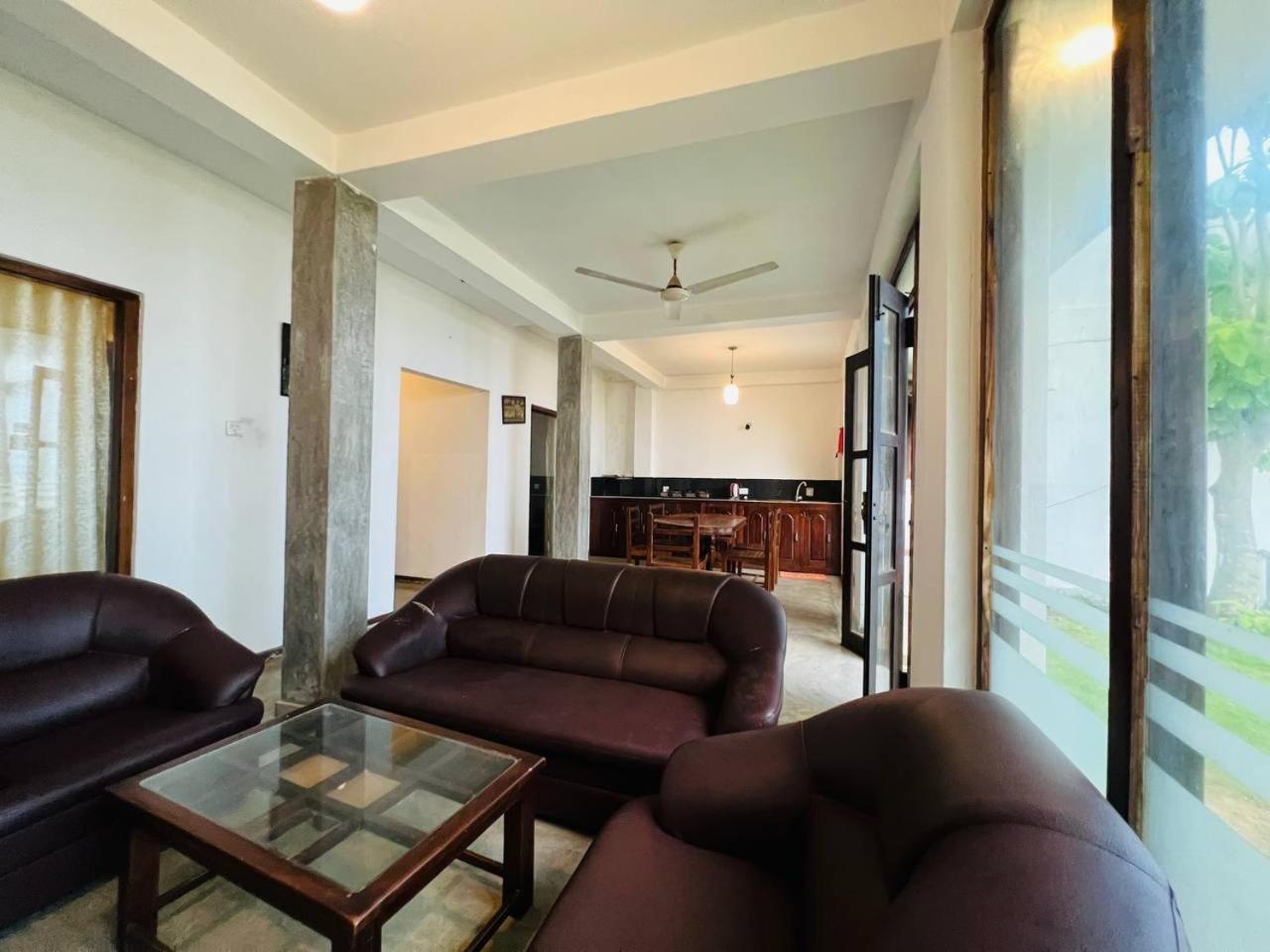 Ocean Breeze Villa Bussa Habitación foto