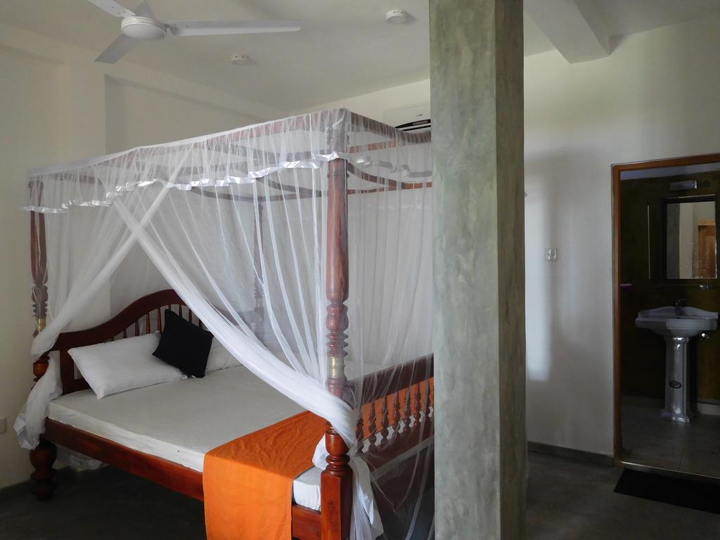 Ocean Breeze Villa Bussa Exterior foto