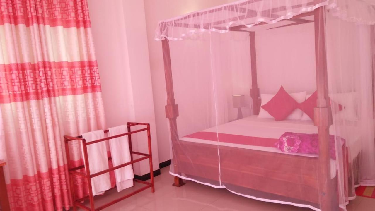 Ocean Breeze Villa Bussa Exterior foto